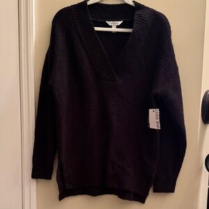 Nine West Deep Black V-Neck Pullover